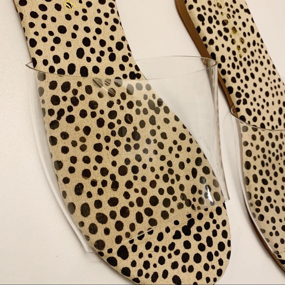 NEW Stacey Sandal- in Leopard - Picture 5 of 6